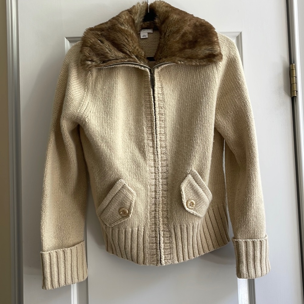 ANN TAYLOR LOFT SWEATER JACKET FAUX FUR COLLAR LARGE